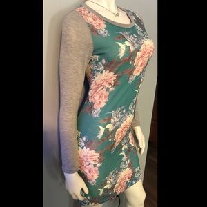 Fantastic Fawn Floral Dress👗